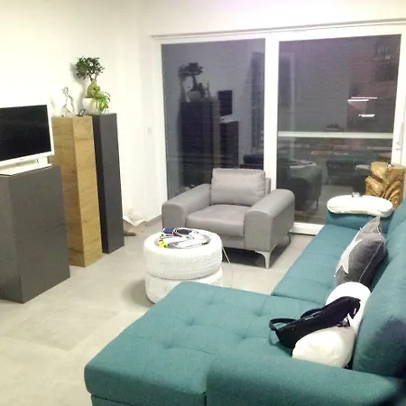 Holiday Strada Statale 5 بيت للعطل *